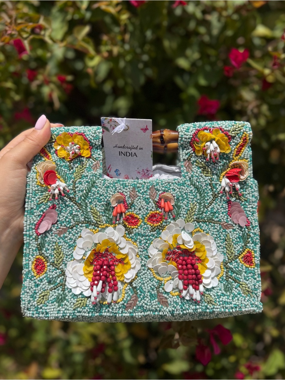 NWT Made in India White Floral Flower Tassel Teal Blue Wooden Handles Beaded Bag